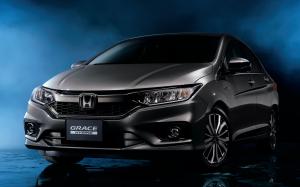 Honda Grace Hybrid Black Style
